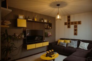 Tips for Creating a Cozy and Inviting Living Room Space
